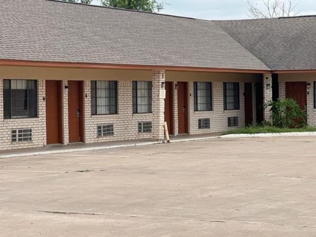 Garden Inn & Suites Hebbronville Екстериор снимка