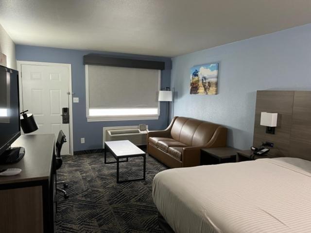 Garden Inn & Suites Hebbronville Екстериор снимка