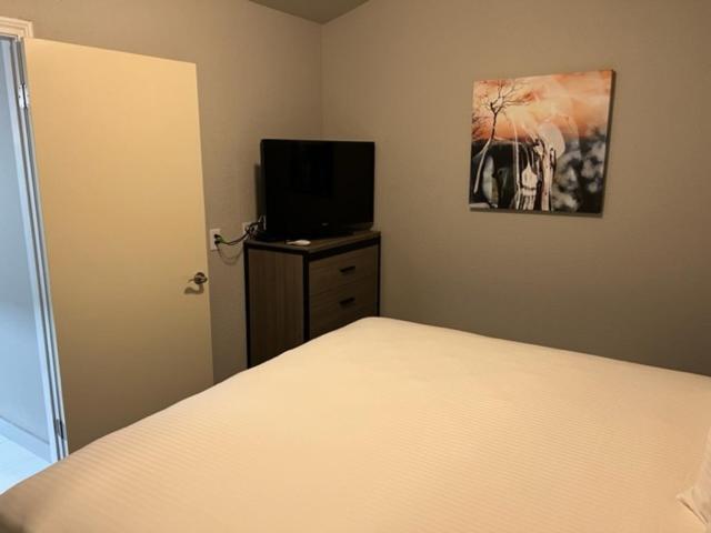 Garden Inn & Suites Hebbronville Екстериор снимка