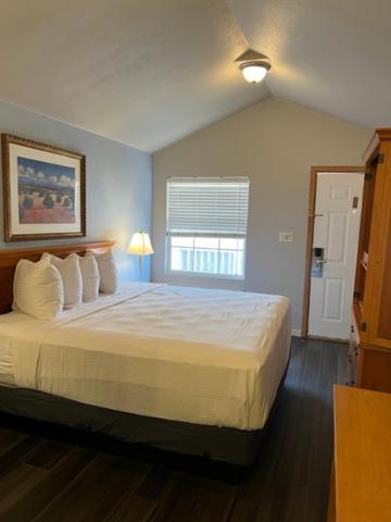 Garden Inn & Suites Hebbronville Екстериор снимка