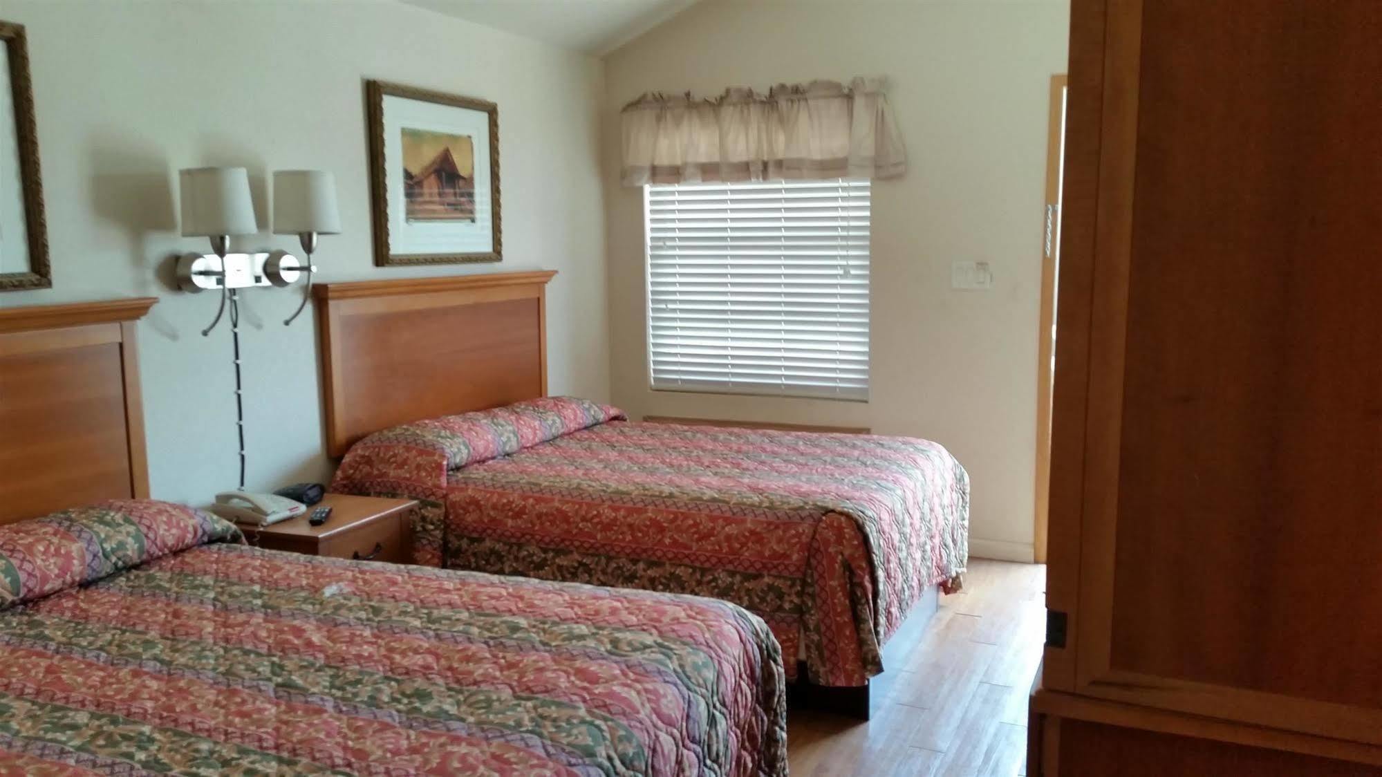 Garden Inn & Suites Hebbronville Екстериор снимка