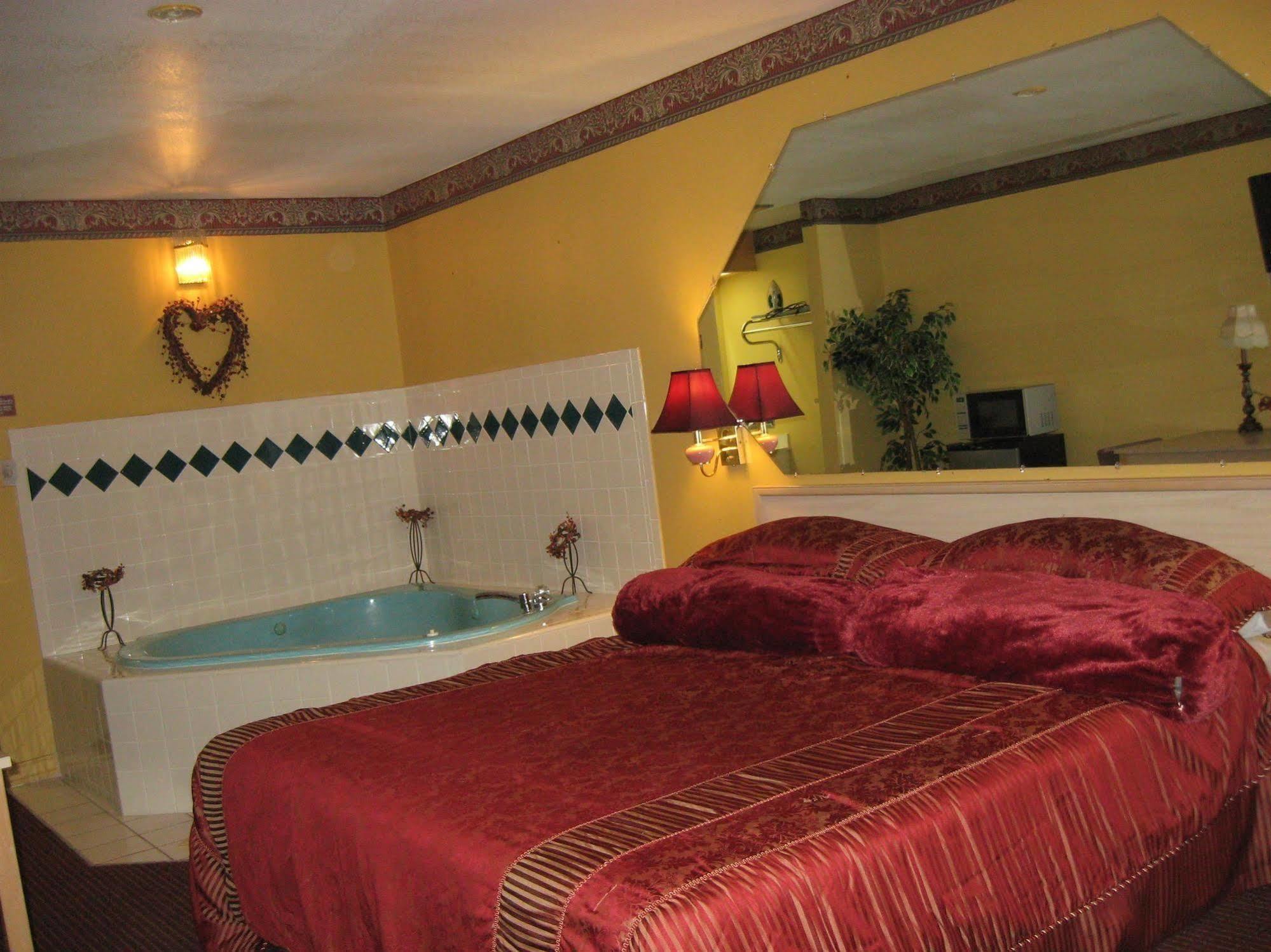 Garden Inn & Suites Hebbronville Екстериор снимка