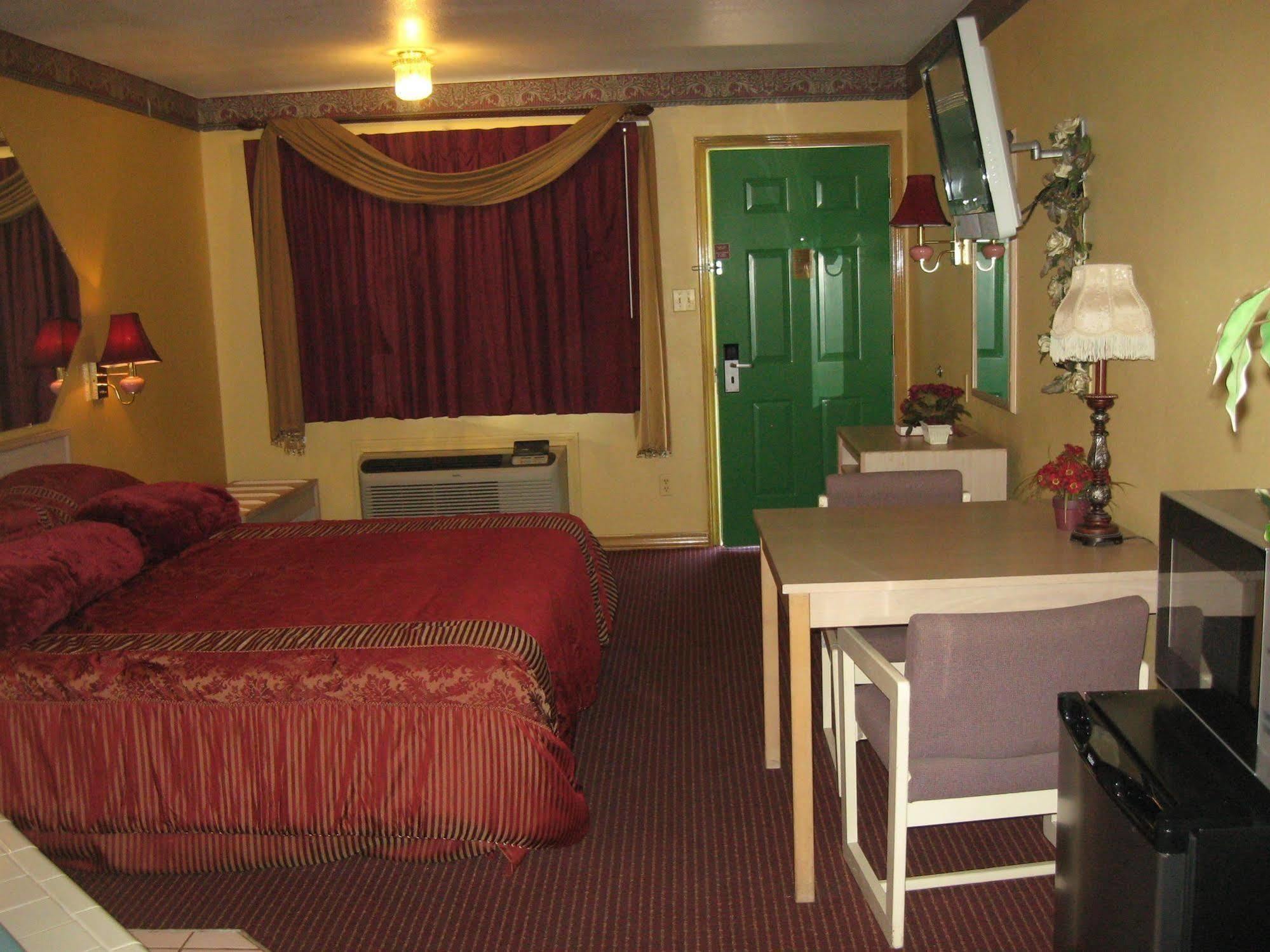 Garden Inn & Suites Hebbronville Екстериор снимка